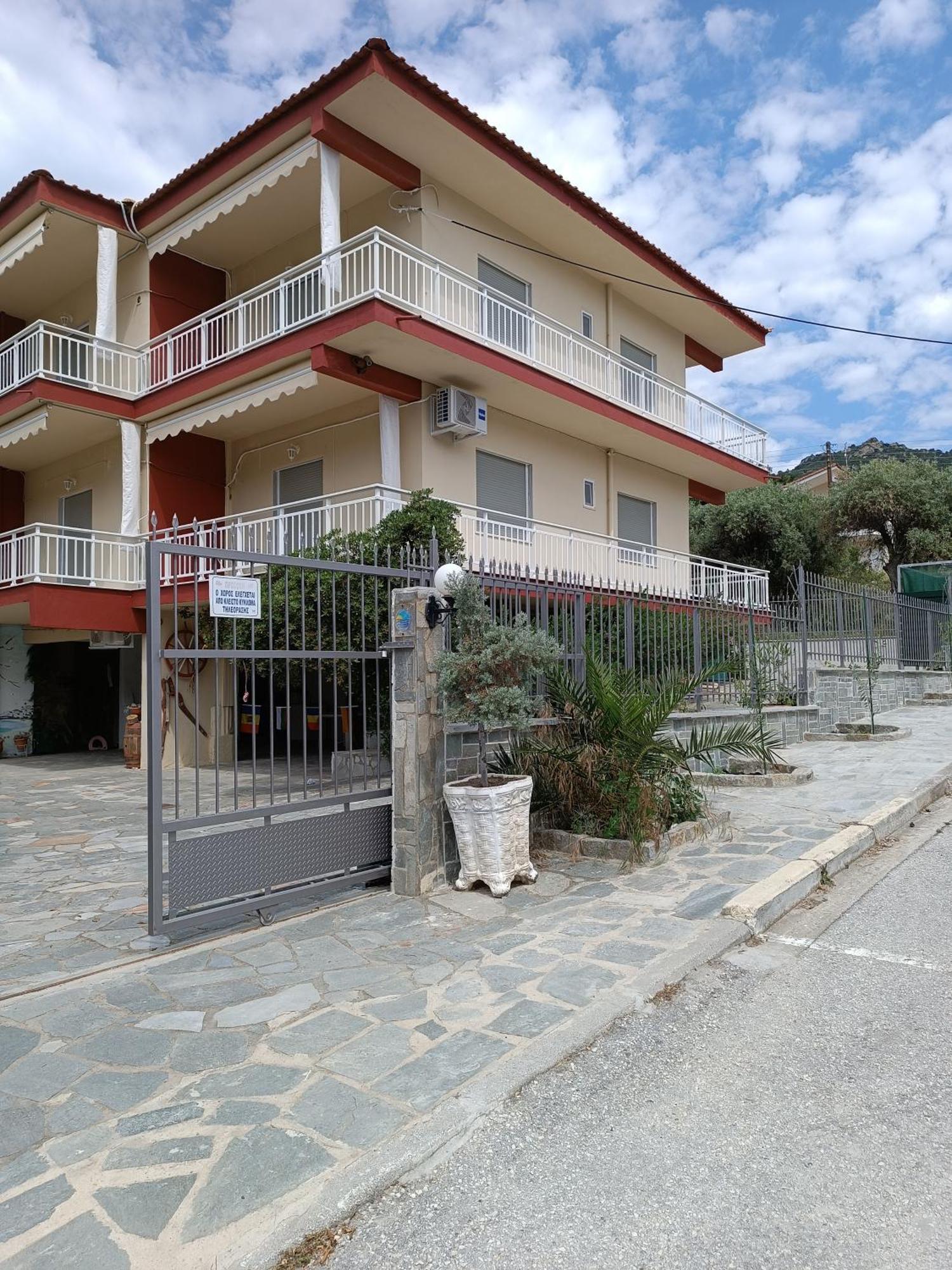 Anestis Apartments & Rooms Palaiontsiflikion Exterior foto